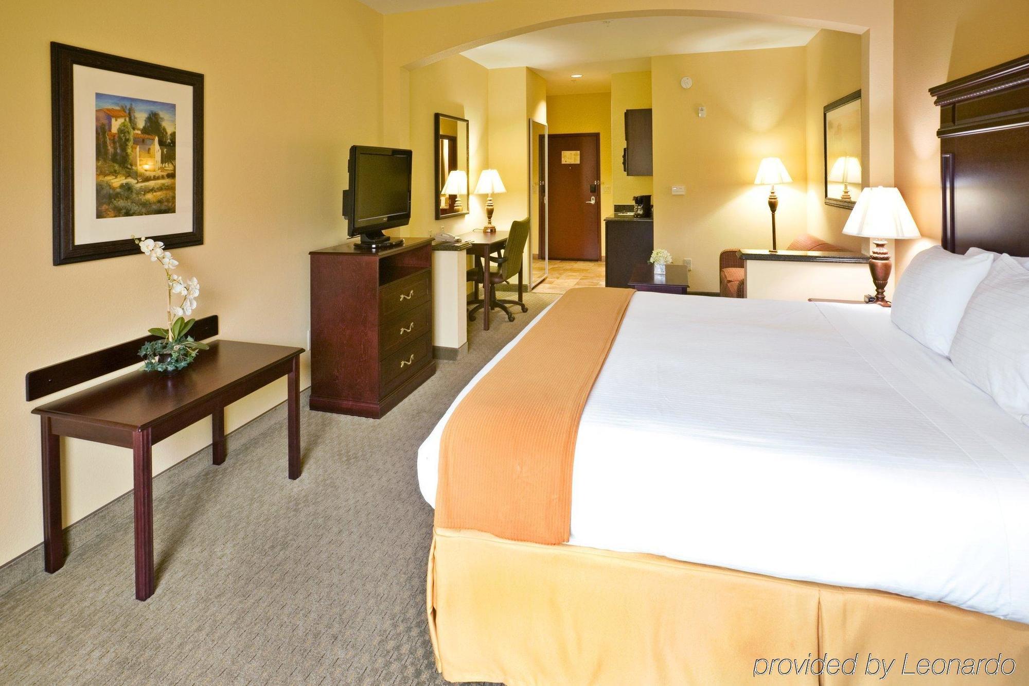 Holiday Inn Express & Suites Texarkana, An Ihg Hotel Bilik gambar