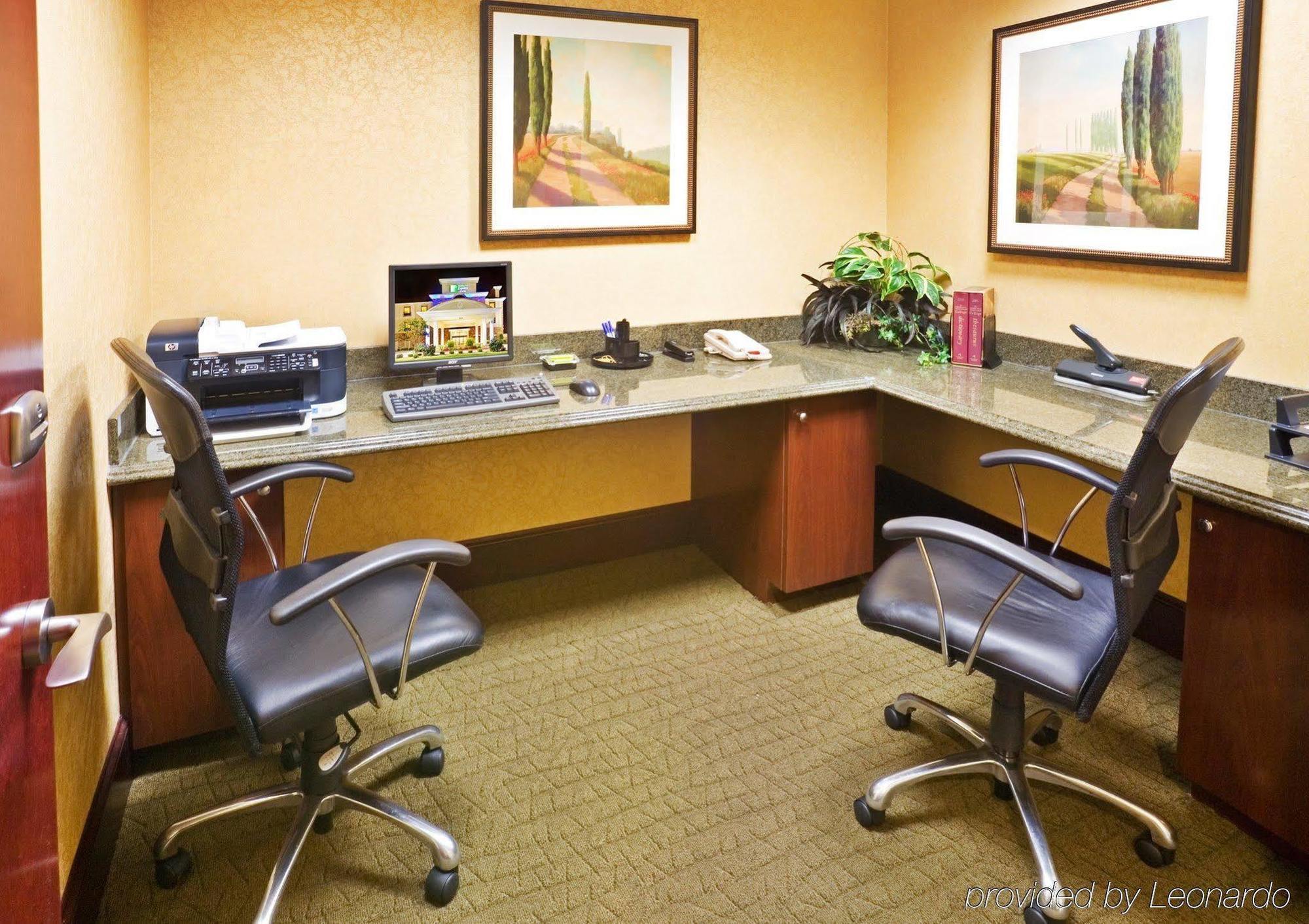 Holiday Inn Express & Suites Texarkana, An Ihg Hotel Kemudahan gambar